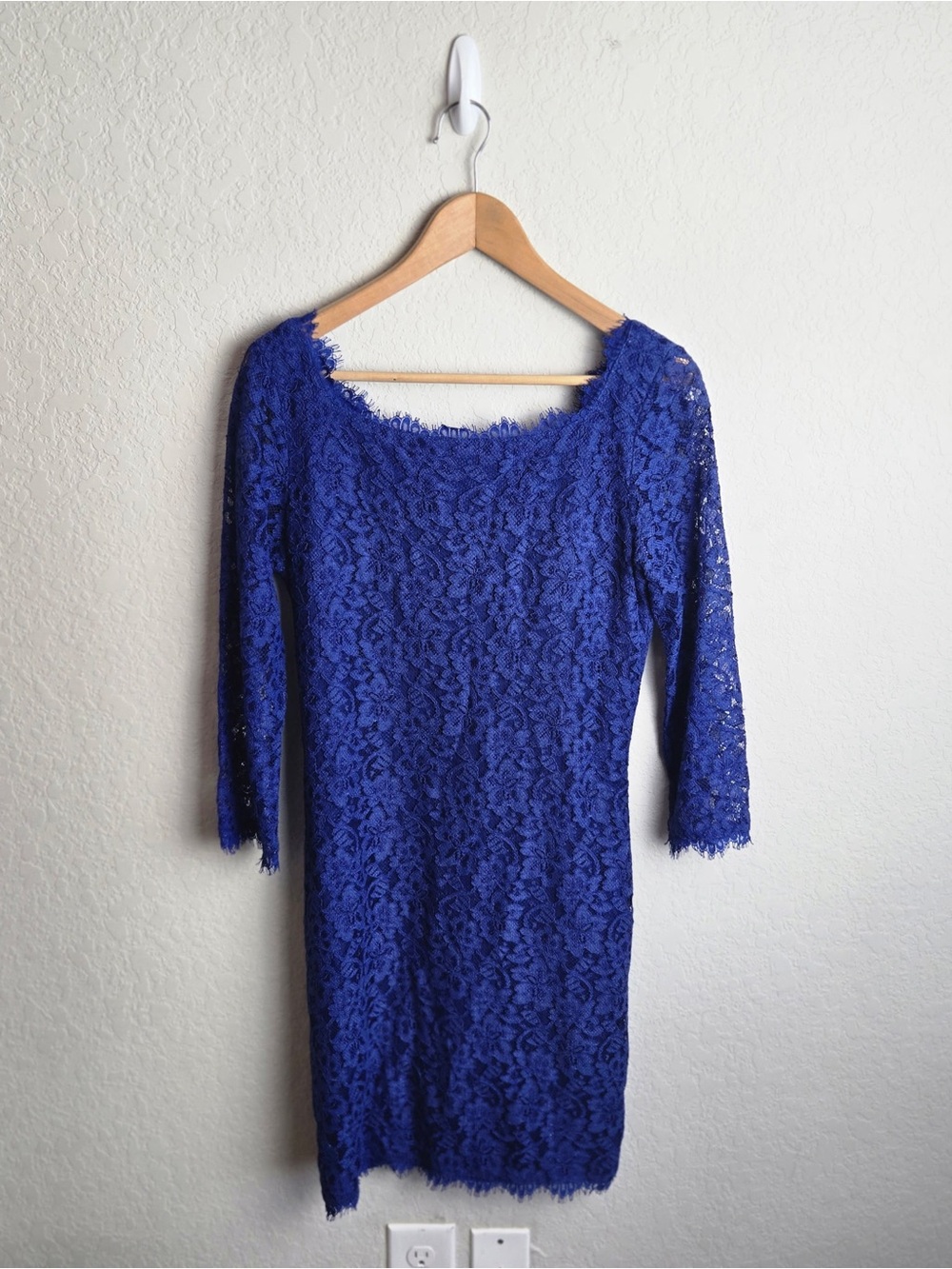 Diane von Furstenberg DVF Zarita Dress Size 10 Cobalt Blue Lace Cocktail Womens - Picture 3 of 11